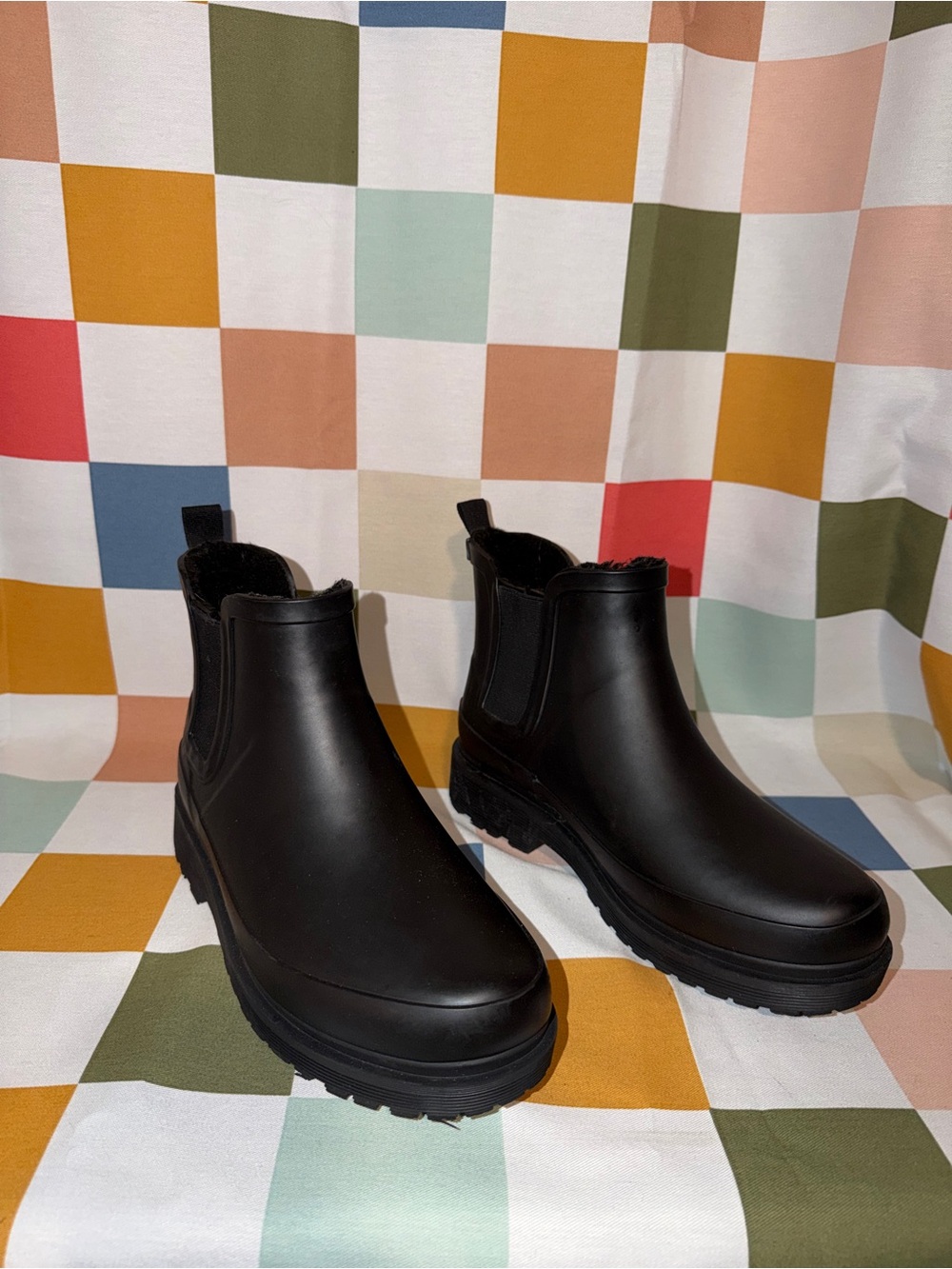 Chooka Black Chelsea Rain Boots Waterproof Faux Fur Lined Lug Sole Ankle Boots